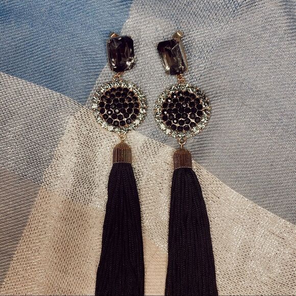 Women’s Black Earrings - Picture 3 of 7